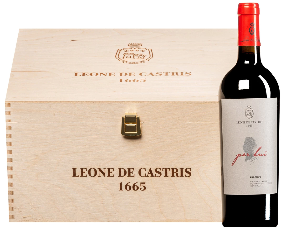 “Per Lui” Salice Salentino Riserva DOC 2016 · 6 Flaschen In Original-Holzkiste 1 “Per Lui” Salice Salentino Riserva DOC 2016 · 6 Flaschen In Original-Holzkiste