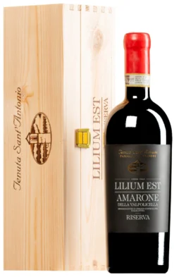 “Lilium Est” Amarone Della Valpolicella Riserva DOCG 2010 · 0,75l In Original-Holzkiste